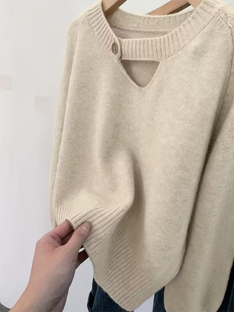 🤍 بلوفر حريمي تريكو بياقة مميزة وفتحة أمامية